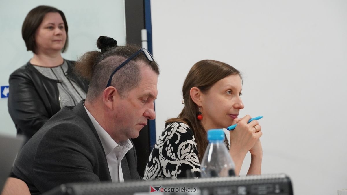 Eliminacje do konkursu wokalnego „Złoty Głos Powiatu Ostrołęckiego” [15.04.2026] - zdjęcie #33 - eOstroleka.pl