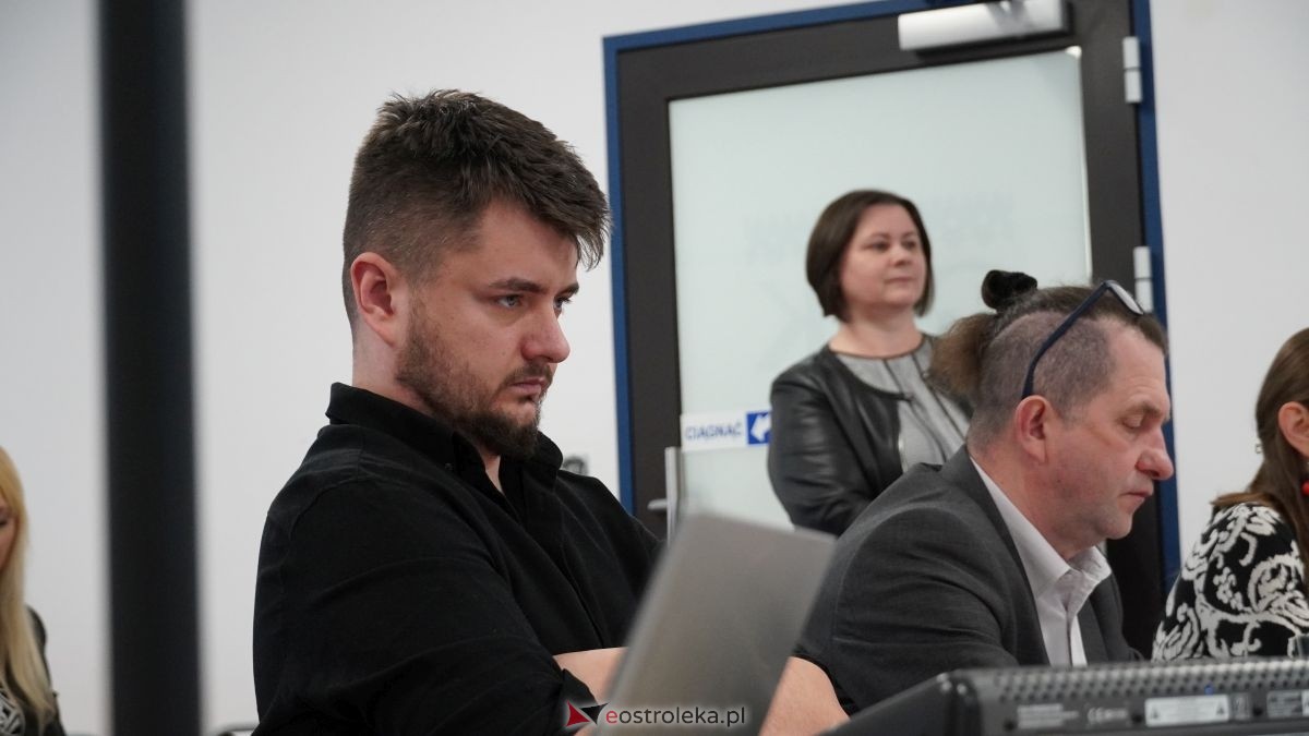 Eliminacje do konkursu wokalnego „Złoty Głos Powiatu Ostrołęckiego” [15.04.2026] - zdjęcie #32 - eOstroleka.pl