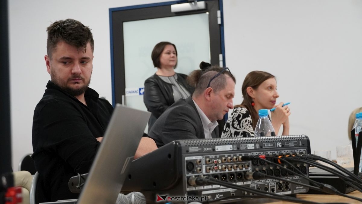 Eliminacje do konkursu wokalnego „Złoty Głos Powiatu Ostrołęckiego” [15.04.2026] - zdjęcie #31 - eOstroleka.pl