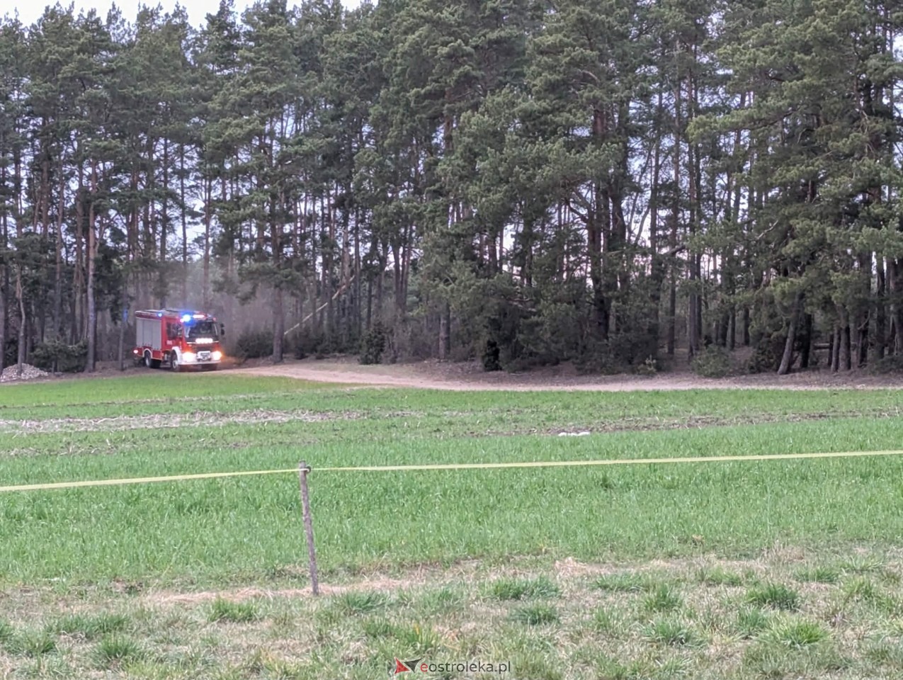 Tajemniczy obiekt spadł z nieba pod Ostrołęką [16.04.2026] - zdjęcie #17 - eOstroleka.pl