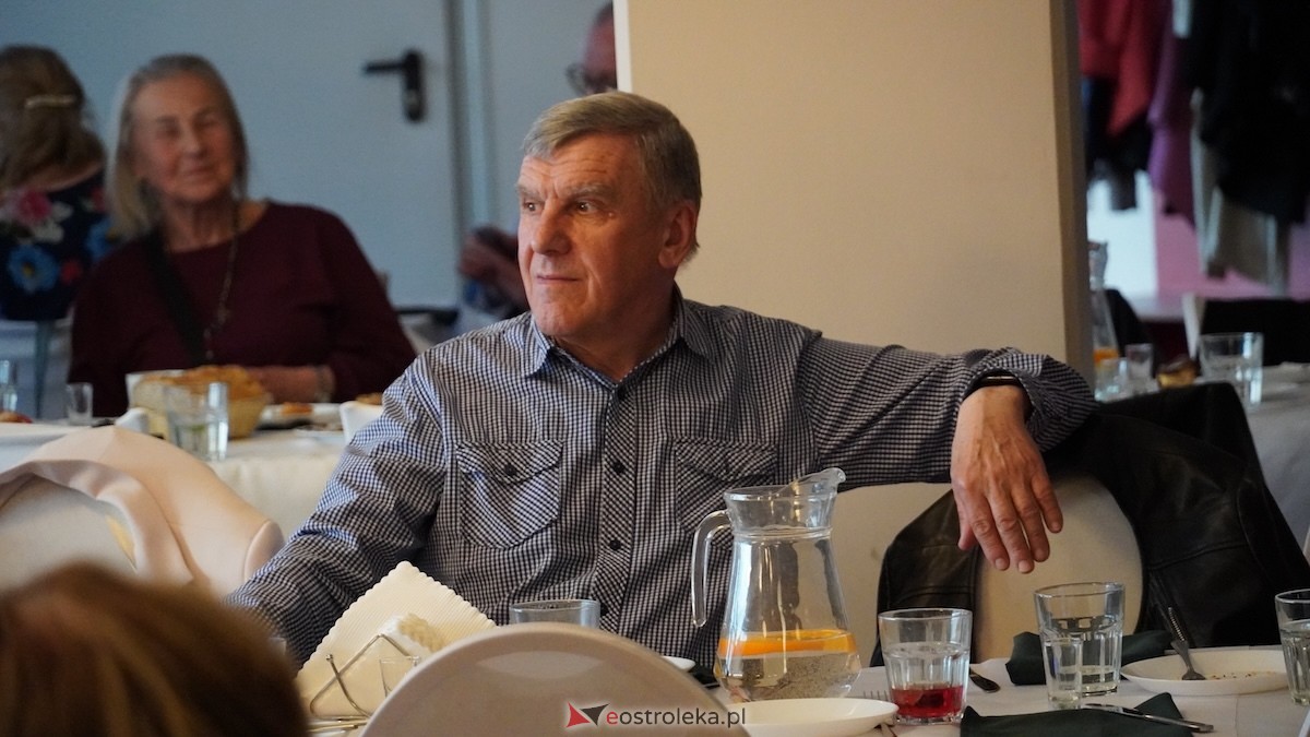 Potańcówka dla seniorów w Bistro Do Syta [16.04.2026] - zdjęcie #49 - eOstroleka.pl