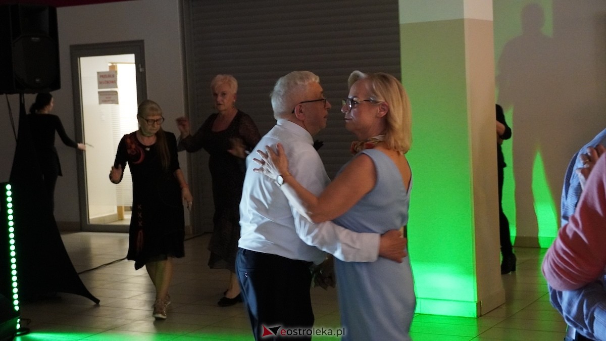 Potańcówka dla seniorów w Bistro Do Syta [16.04.2026] - zdjęcie #31 - eOstroleka.pl