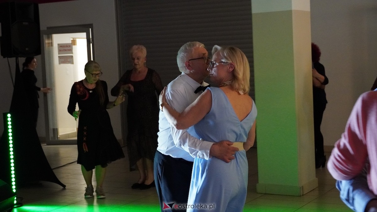 Potańcówka dla seniorów w Bistro Do Syta [16.04.2026] - zdjęcie #30 - eOstroleka.pl