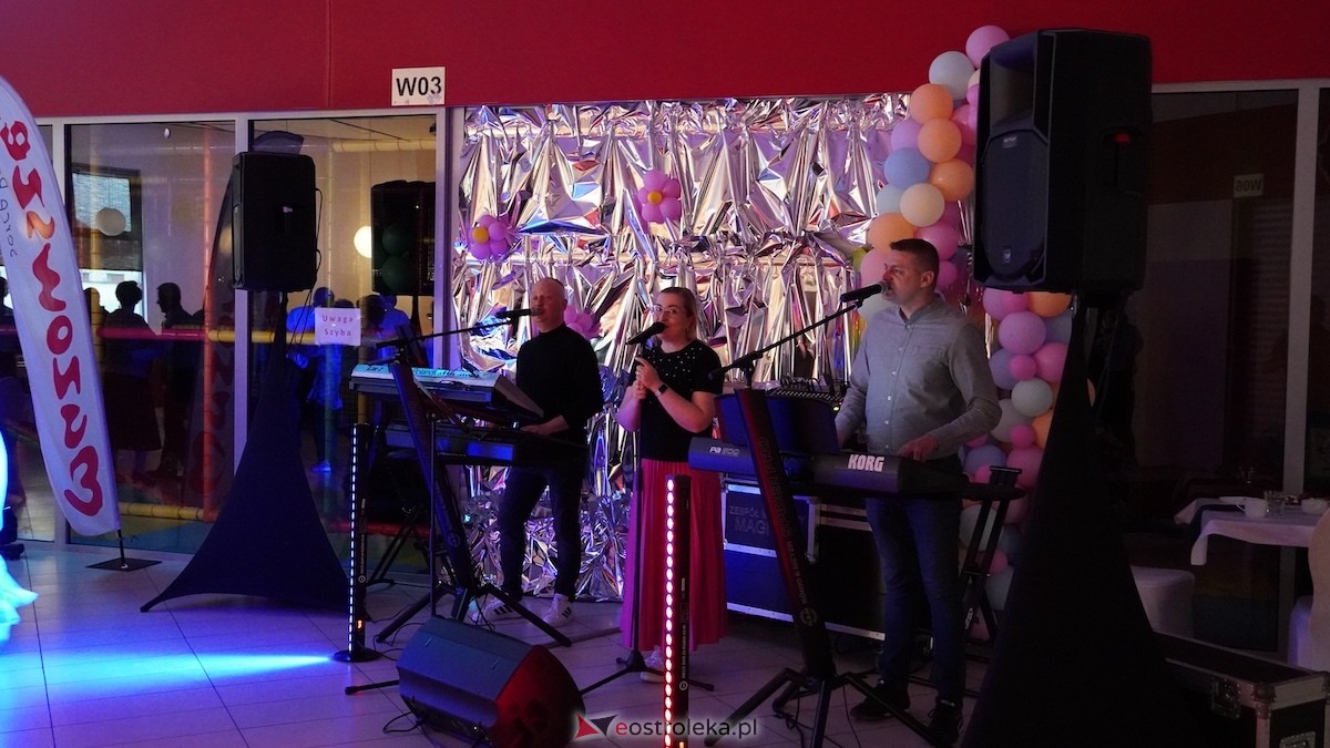 Potańcówka dla seniorów w Bistro Do Syta [16.04.2026] - zdjęcie #22 - eOstroleka.pl