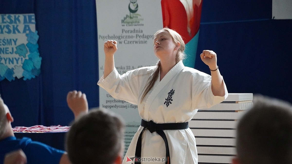 Niebieskie Igrzyska w Rzekuniu [17.04.2026] - zdjęcie #17 - eOstroleka.pl