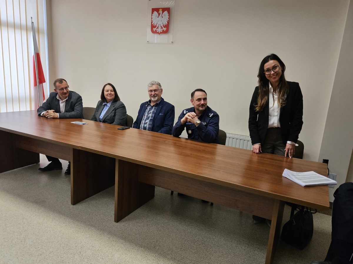 Inauguracja XX edycji kursu samoobrony Bądź Bezpieczna [17.04.2026] - zdjęcie #5 - eOstroleka.pl