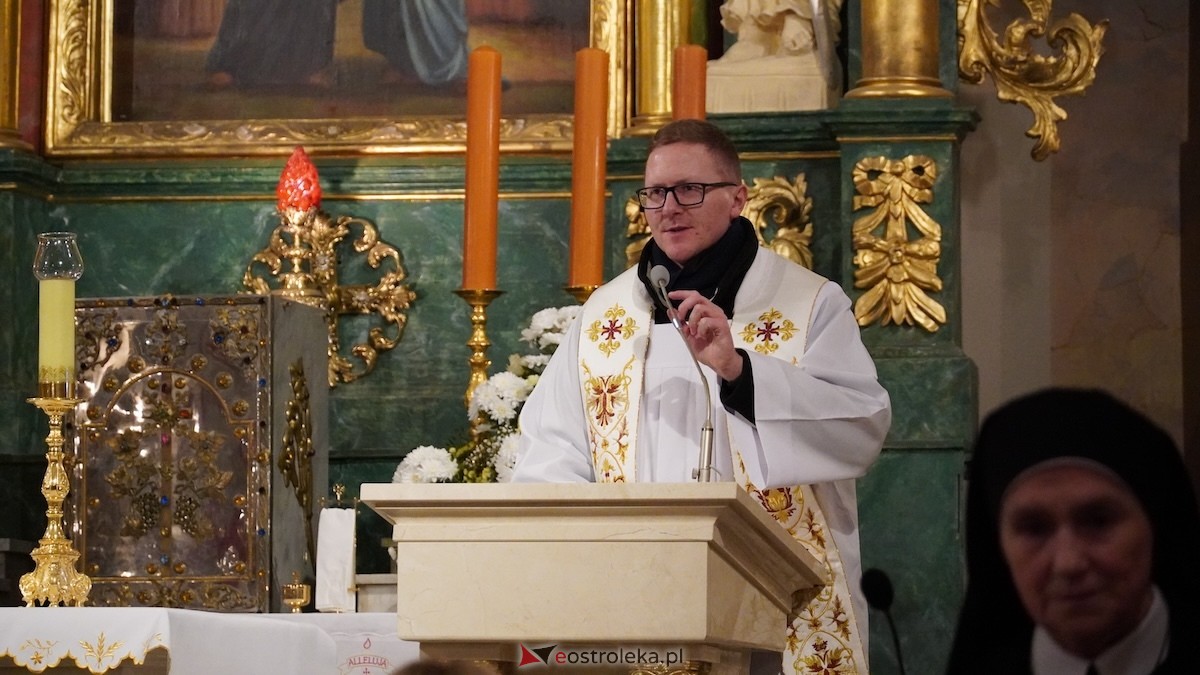 Wieczór skupienia w Farze. Mieszkańcy wysłuchali historii, która poruszyła całą Polskę [18.04.2026] - zdjęcie #10 - eOstroleka.pl