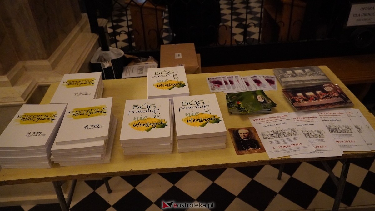 Wieczór skupienia w Farze. Mieszkańcy wysłuchali historii, która poruszyła całą Polskę [18.04.2026] - zdjęcie #2 - eOstroleka.pl