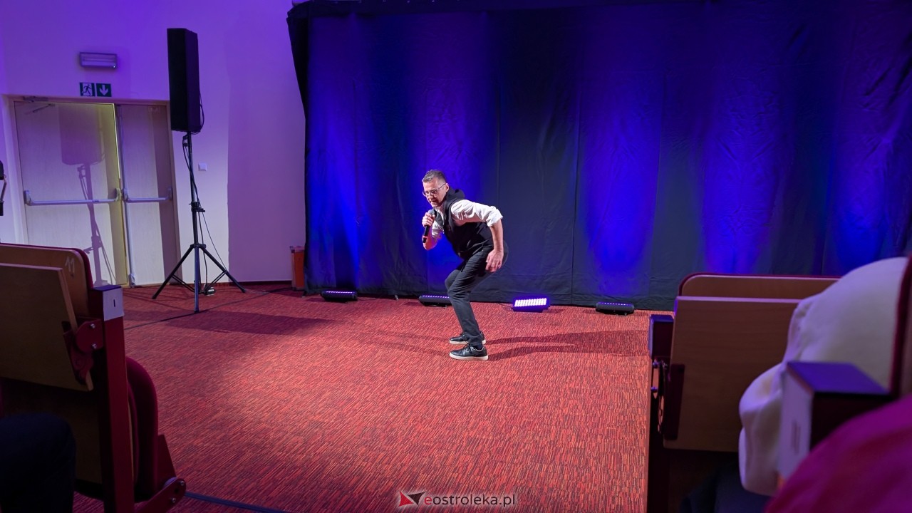Stand up Michała Paszczyka w WSAP [19.04.2026] - zdjęcie #2 - eOstroleka.pl