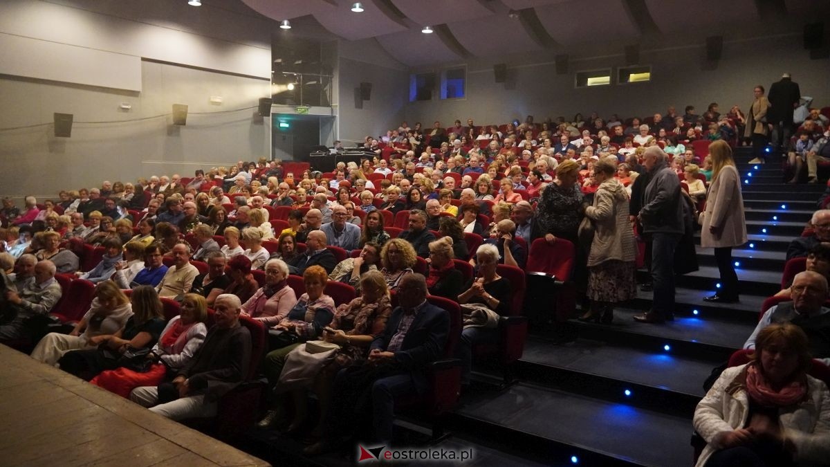 Patrycja Runo i Bardabusz Orchestra Show [20.04.2026] - zdjęcie #55 - eOstroleka.pl