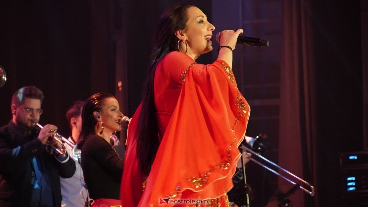 Patrycja Runo i Bardabusz Orchestra Show [20.04.2026] - zdjęcie #44 - eOstroleka.pl