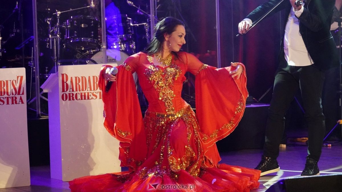Patrycja Runo i Bardabusz Orchestra Show [20.04.2026] - zdjęcie #39 - eOstroleka.pl