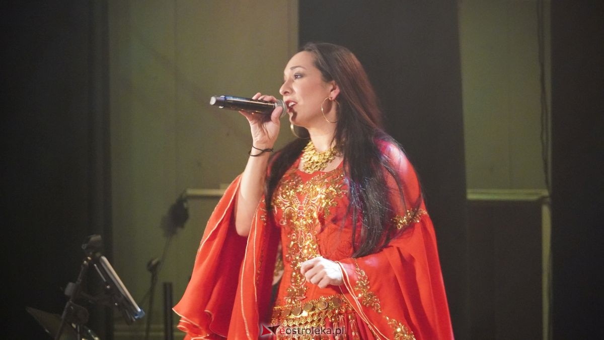 Patrycja Runo i Bardabusz Orchestra Show [20.04.2026] - zdjęcie #15 - eOstroleka.pl