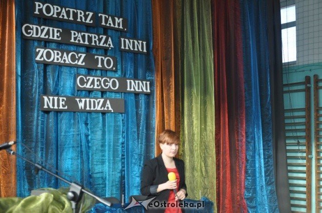  ZSZ 2: Inauguracja programu profilaktycznego Popatrz tam gdzie patrzą inni, zobacz to czego inni nie widzą [28.XI.2011] - zdjęcie #31 - eOstroleka.pl