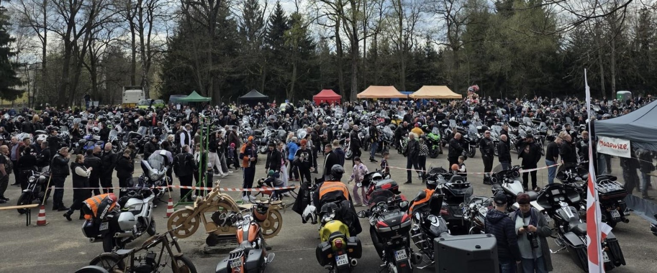 Otwarcie sezonu motocyklowego w Komorowie, kwiecień 2026 - zdjęcie #9 - eOstroleka.pl