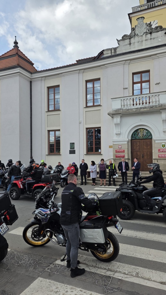 Otwarcie sezonu motocyklowego w Komorowie, kwiecień 2026 - zdjęcie #5 - eOstroleka.pl
