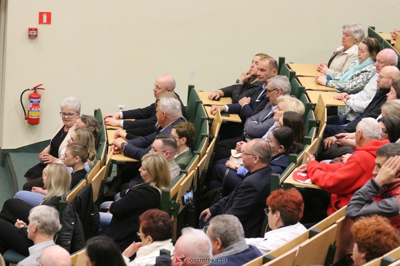 Jacek Sasin w Ostrołęce [21.04.2026] - zdjęcie #16 - eOstroleka.pl