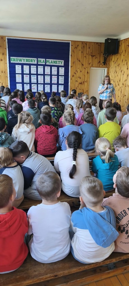 Dni Ziemi w Szkole Podstawowej im. Marii Konopnickiej w Rząśniku Włościańskim - zdjęcie #3 - eOstroleka.pl