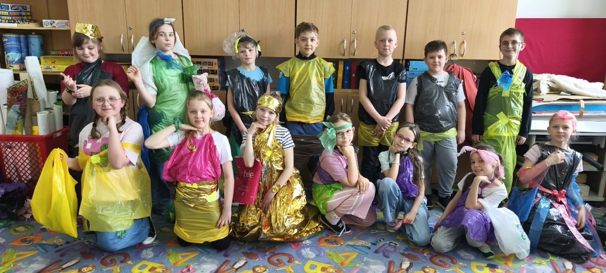 Dni Ziemi w Szkole Podstawowej im. Marii Konopnickiej w Rząśniku Włościańskim - zdjęcie #2 - eOstroleka.pl