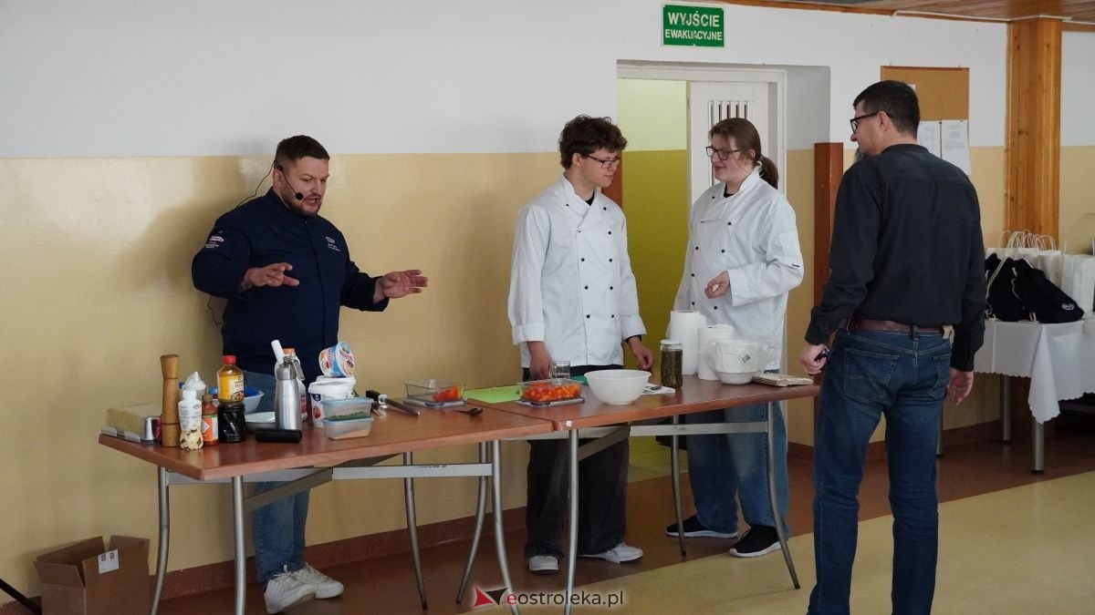 Dzień Mleka w ZSZ nr 4 w Ostrołęce [23.04.2026] - zdjęcie #43 - eOstroleka.pl