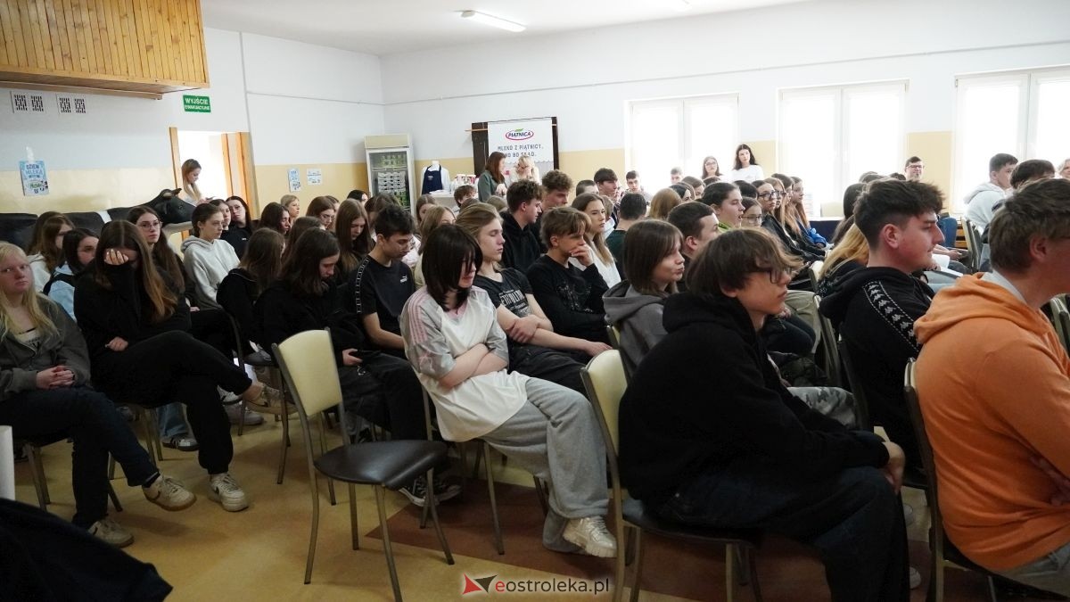 Dzień Mleka w ZSZ nr 4 w Ostrołęce [23.04.2026] - zdjęcie #31 - eOstroleka.pl