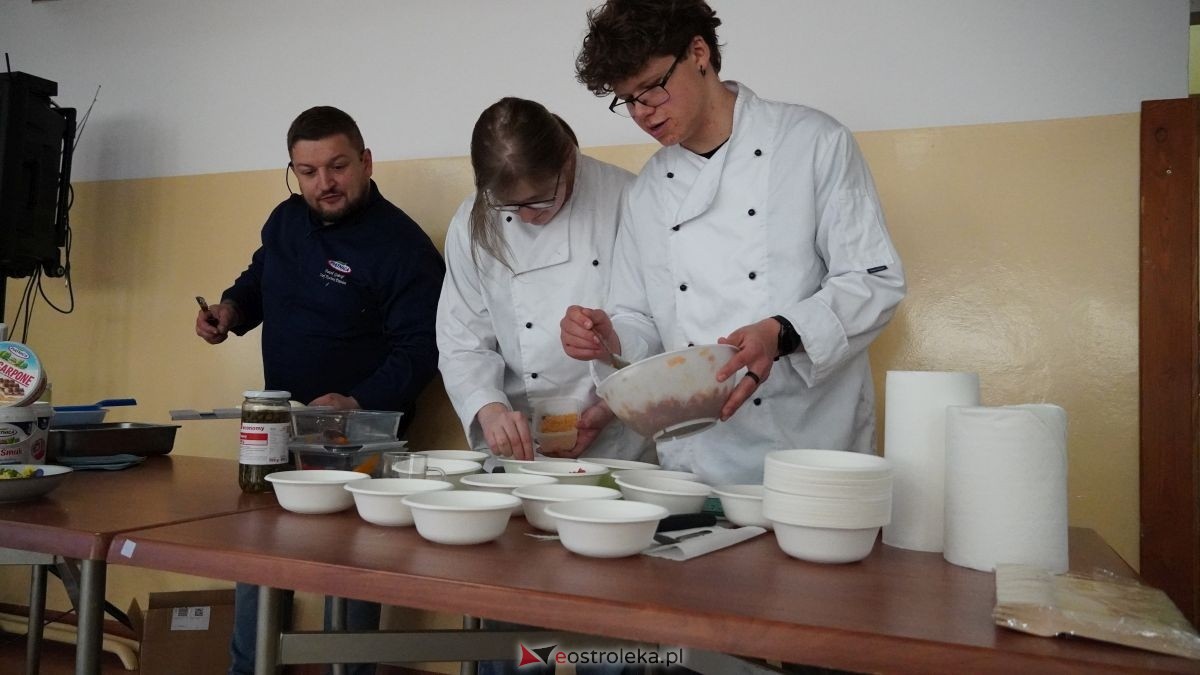 Dzień Mleka w ZSZ nr 4 w Ostrołęce [23.04.2026] - zdjęcie #27 - eOstroleka.pl