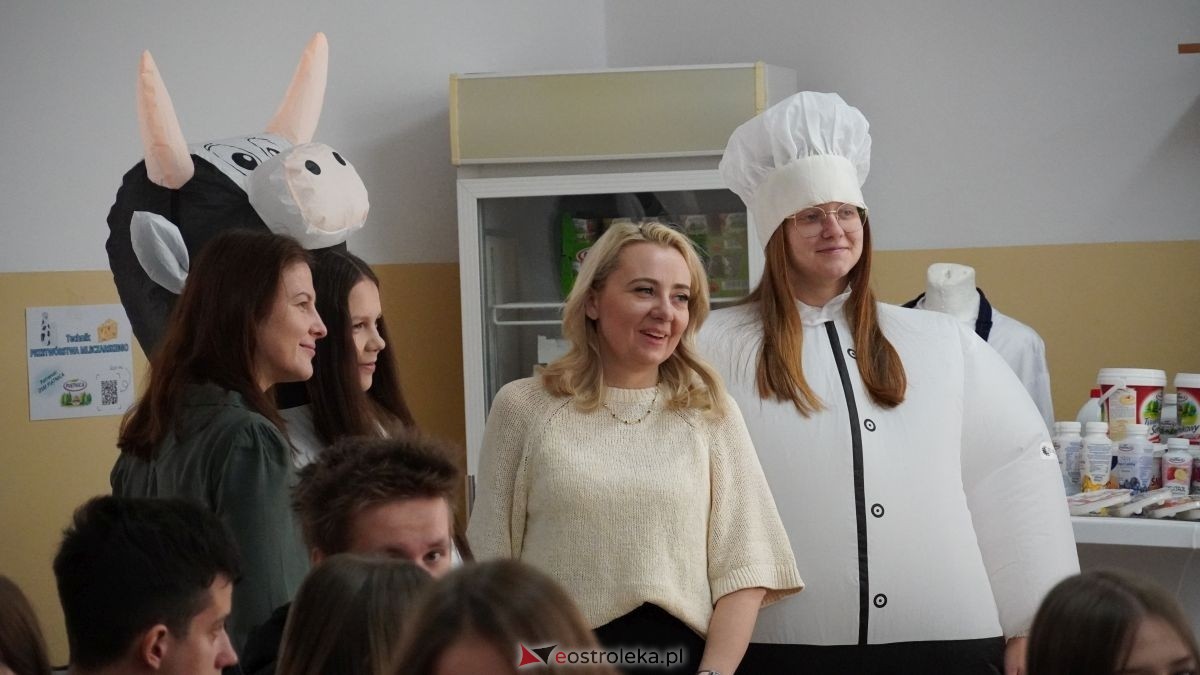 Dzień Mleka w ZSZ nr 4 w Ostrołęce [23.04.2026] - zdjęcie #16 - eOstroleka.pl