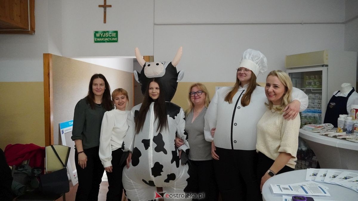 Dzień Mleka w ZSZ nr 4 w Ostrołęce [23.04.2026] - zdjęcie #13 - eOstroleka.pl