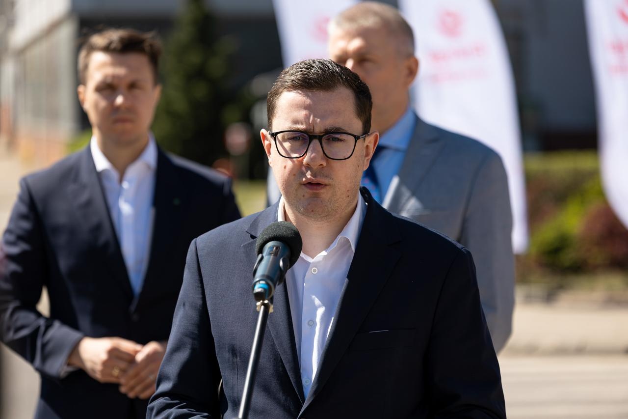 Minister energii Miłosz Motyka w Ostrołęce [23.04.2026] - zdjęcie #12 - eOstroleka.pl