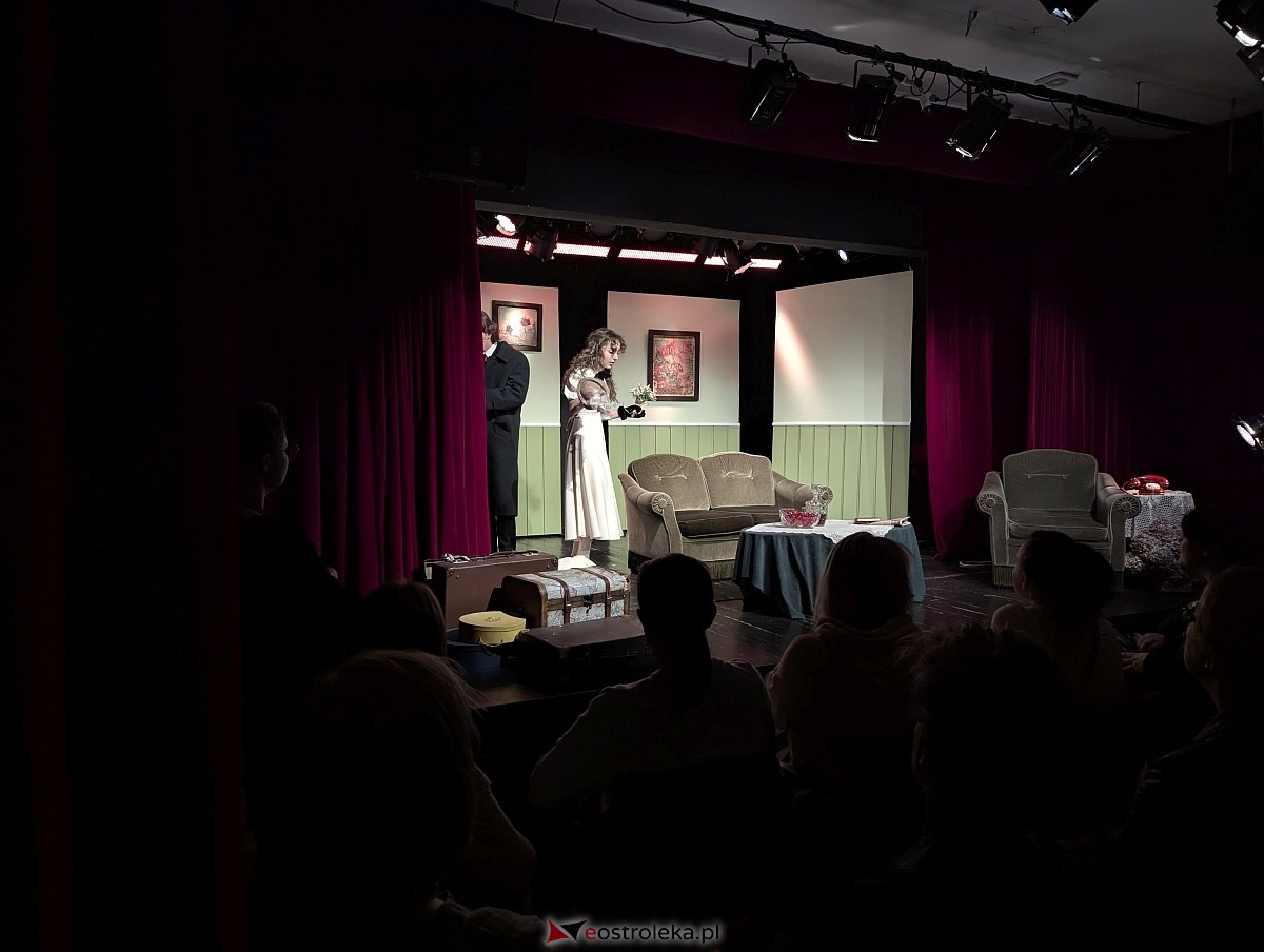 V Wiosna Teatralna - spektakl Szofer Archibald w Klubie Oczko [23.04.2026] - zdjęcie #12 - eOstroleka.pl