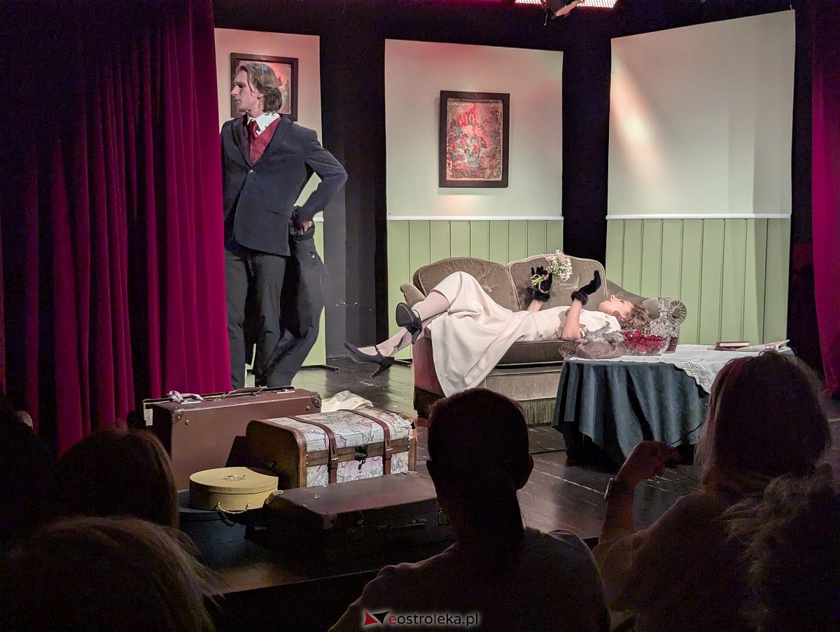 V Wiosna Teatralna - spektakl Szofer Archibald w Klubie Oczko [23.04.2026] - zdjęcie #11 - eOstroleka.pl