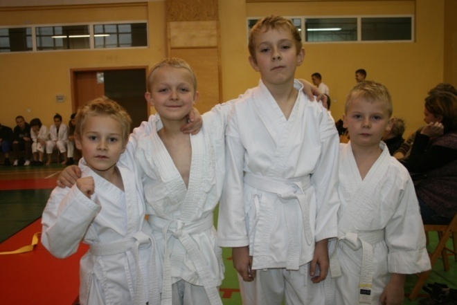 Medale dla Gladiatorów - zdjęcie #20 - eOstroleka.pl