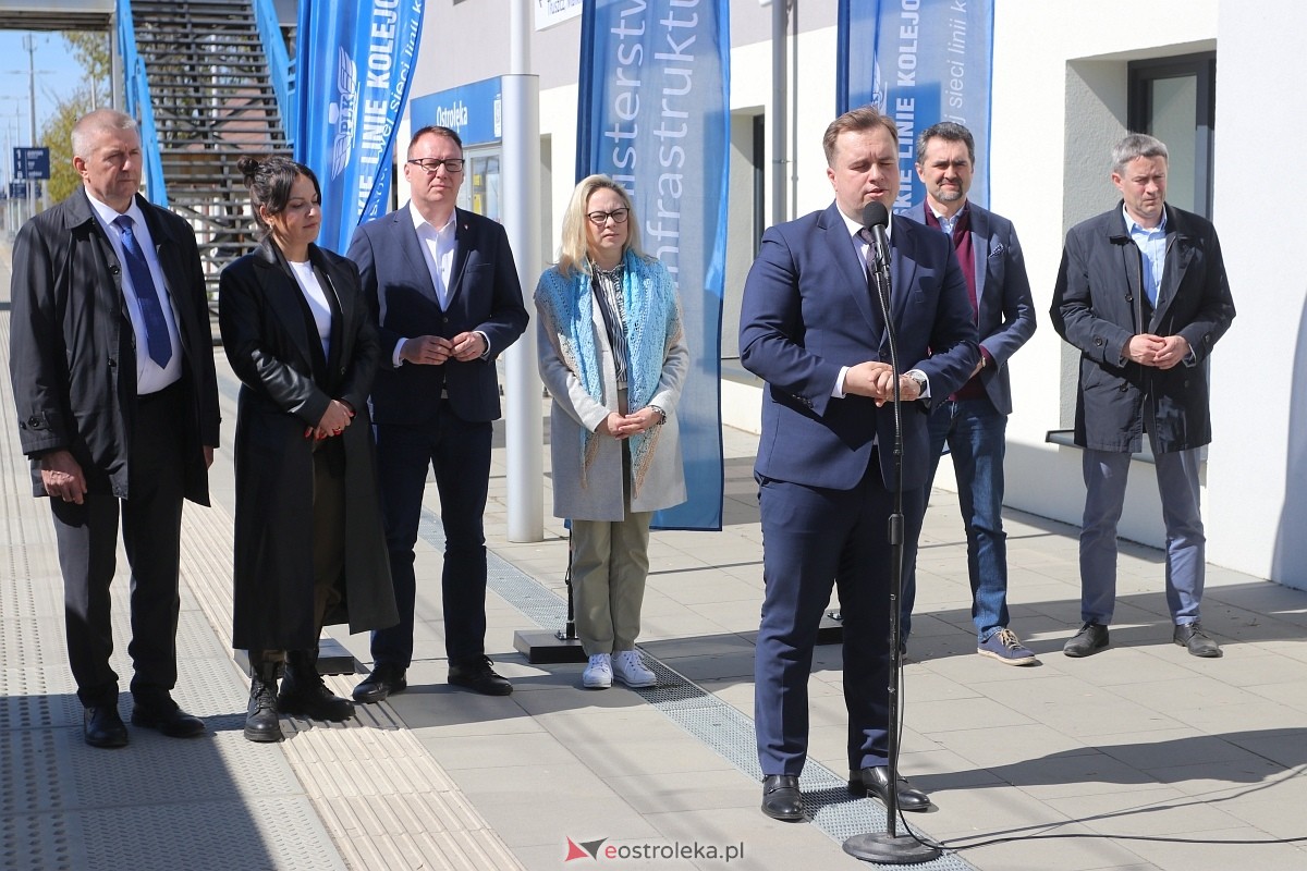 Kolej w Ostrołęce - wizyta wiceministra infrastruktury Piotra Malepszaka [24.04.2026] - zdjęcie #20 - eOstroleka.pl