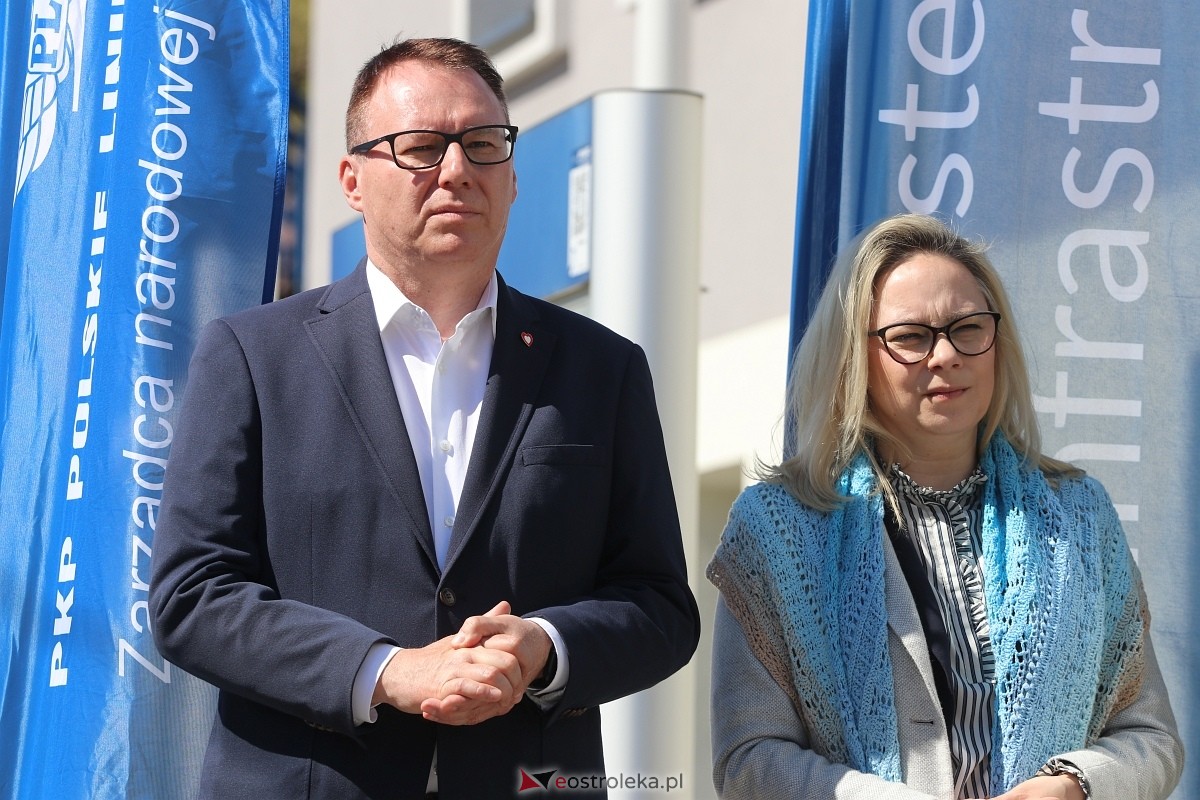 Kolej w Ostrołęce - wizyta wiceministra infrastruktury Piotra Malepszaka [24.04.2026] - zdjęcie #14 - eOstroleka.pl