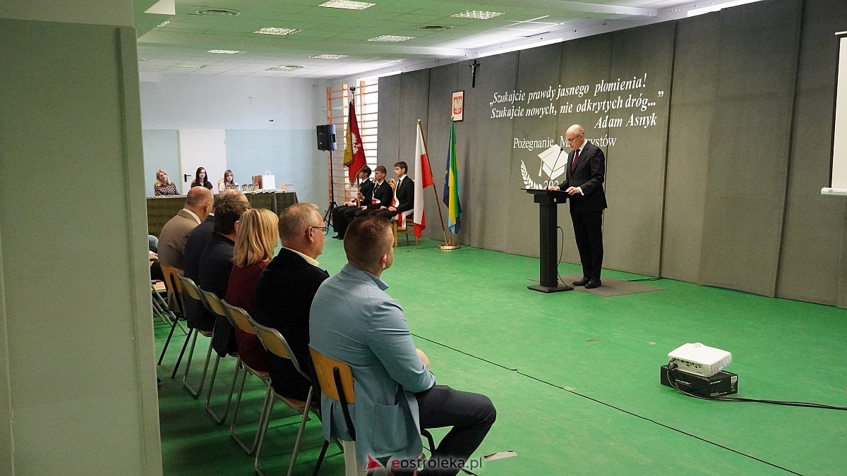 Rozdanie świadectw maturalnych w ZSZ nr 1 [24.04.2026] - zdjęcie #25 - eOstroleka.pl