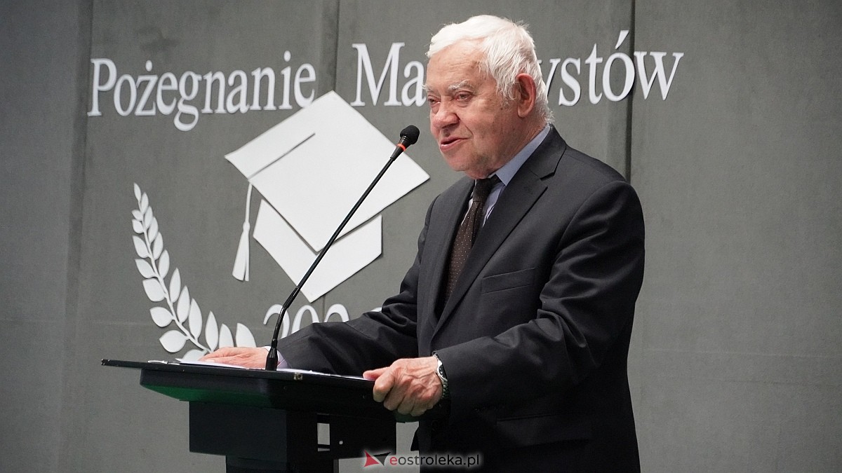 Rozdanie świadectw maturalnych w ZSZ nr 1 [24.04.2026] - zdjęcie #21 - eOstroleka.pl