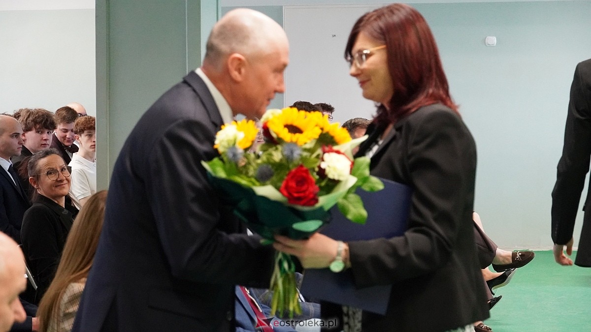 Rozdanie świadectw maturalnych w ZSZ nr 1 [24.04.2026] - zdjęcie #18 - eOstroleka.pl