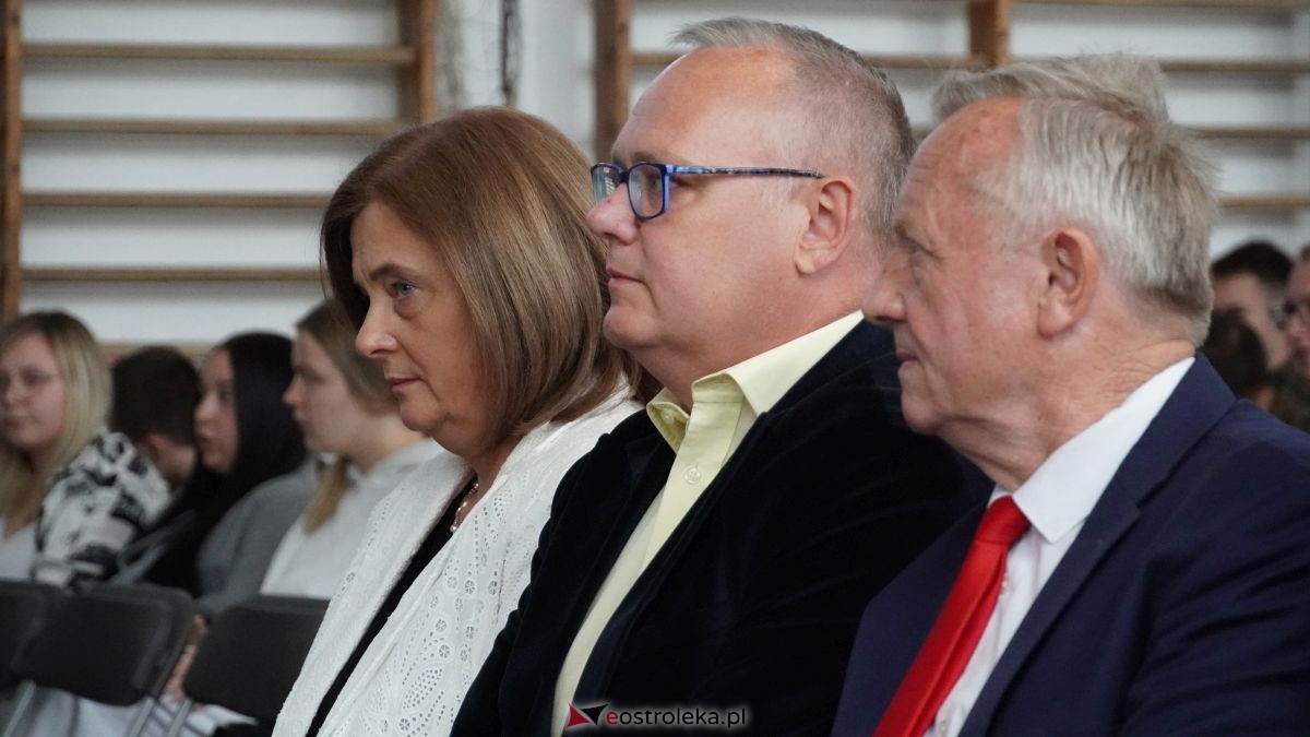 Zakończenie roku maturzystów z ZSZ nr 2 w Ostrołęce [24.04.2026] - zdjęcie #69 - eOstroleka.pl