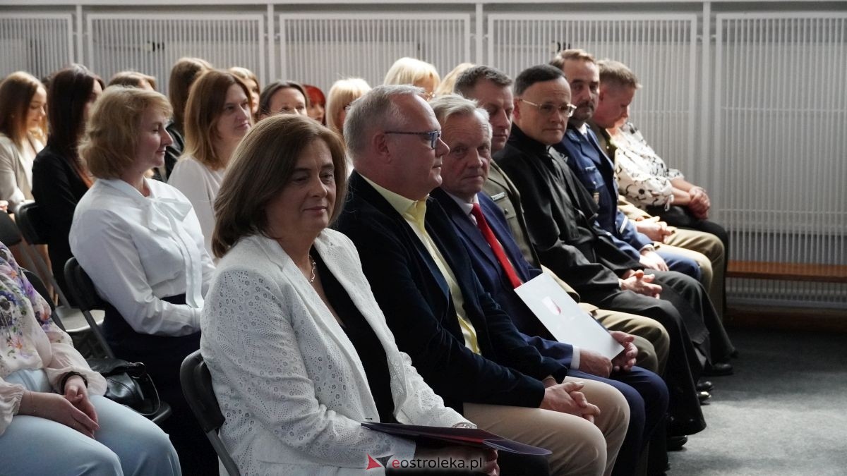 Zakończenie roku maturzystów z ZSZ nr 2 w Ostrołęce [24.04.2026] - zdjęcie #63 - eOstroleka.pl
