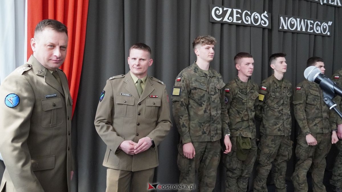 Zakończenie roku maturzystów z ZSZ nr 2 w Ostrołęce [24.04.2026] - zdjęcie #50 - eOstroleka.pl