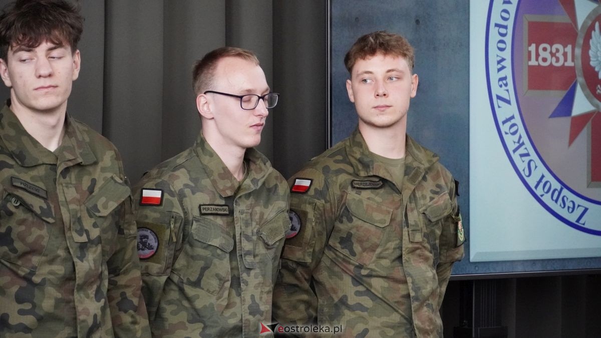 Zakończenie roku maturzystów z ZSZ nr 2 w Ostrołęce [24.04.2026] - zdjęcie #41 - eOstroleka.pl