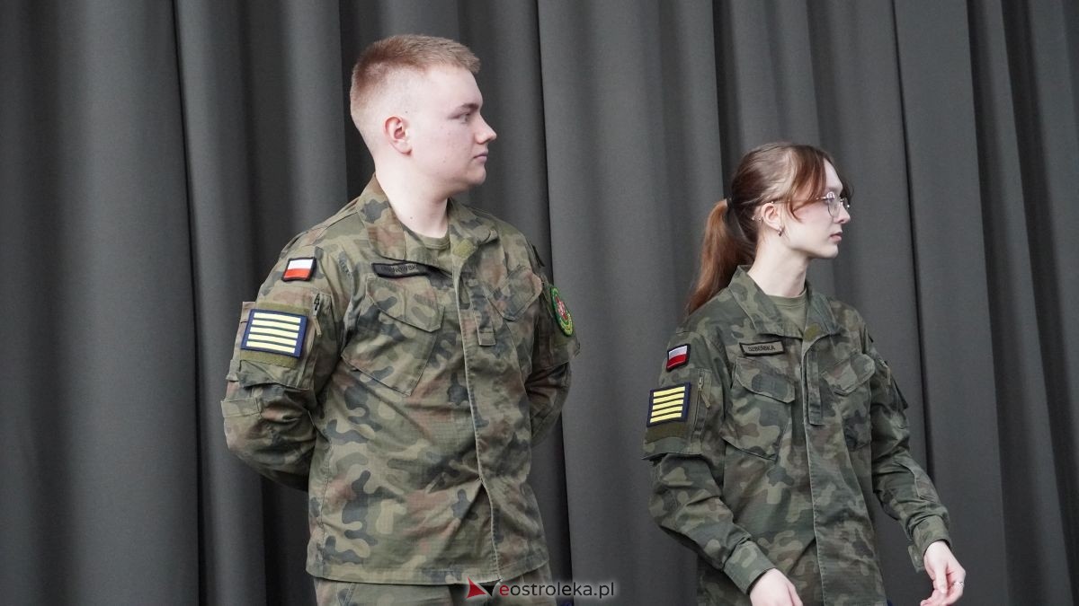 Zakończenie roku maturzystów z ZSZ nr 2 w Ostrołęce [24.04.2026] - zdjęcie #25 - eOstroleka.pl