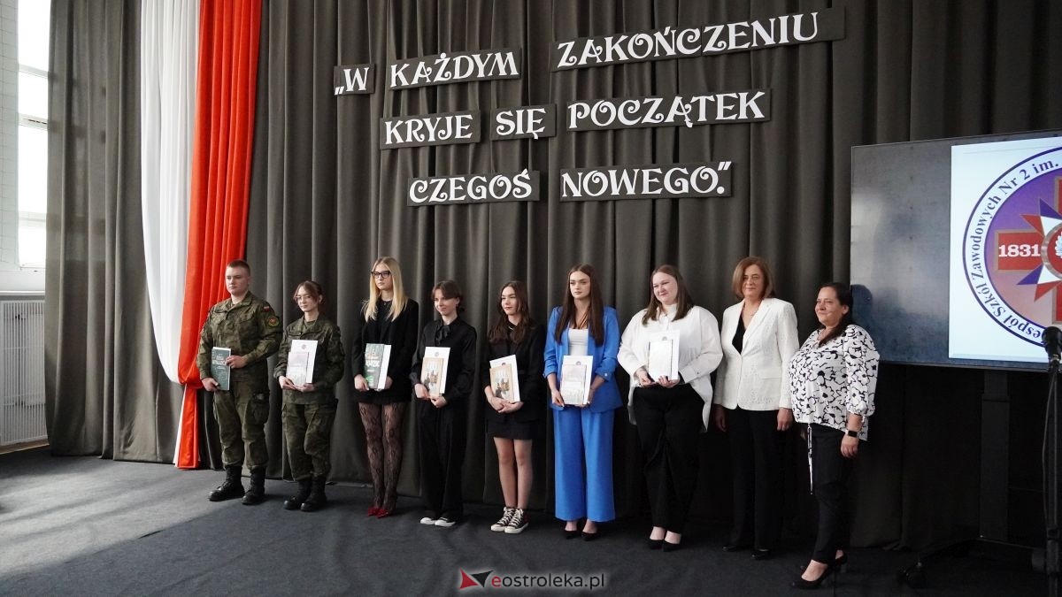 Zakończenie roku maturzystów z ZSZ nr 2 w Ostrołęce [24.04.2026] - zdjęcie #20 - eOstroleka.pl