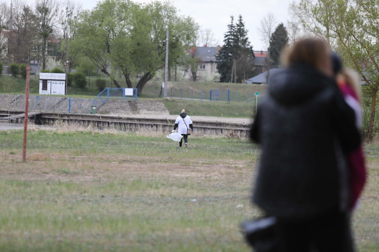 Akcja Czysta Rzeka w Ostrołęce [25.04.2026] - zdjęcie #34 - eOstroleka.pl