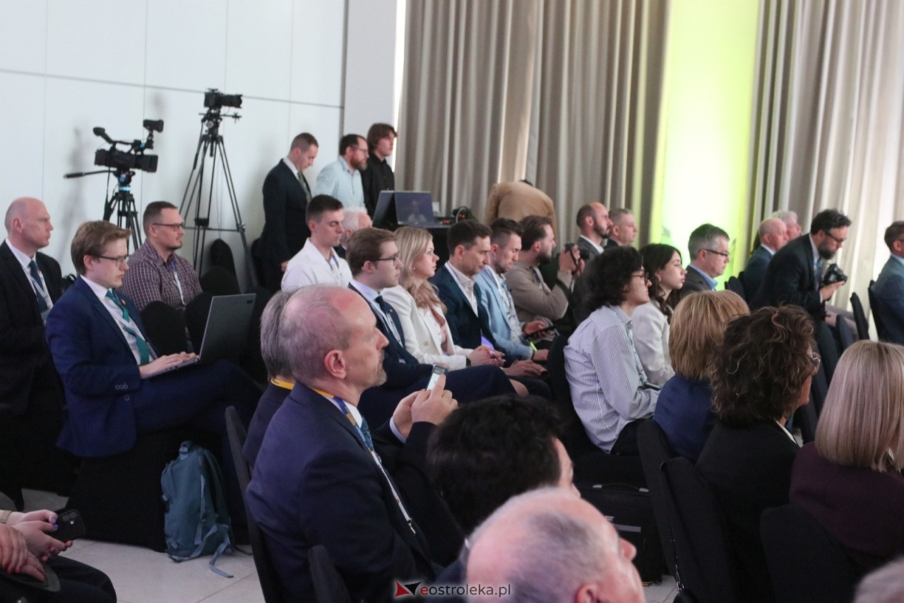 Kongres Tak dla CPK w Ostrołęce [25.04.2026] - zdjęcie #54 - eOstroleka.pl
