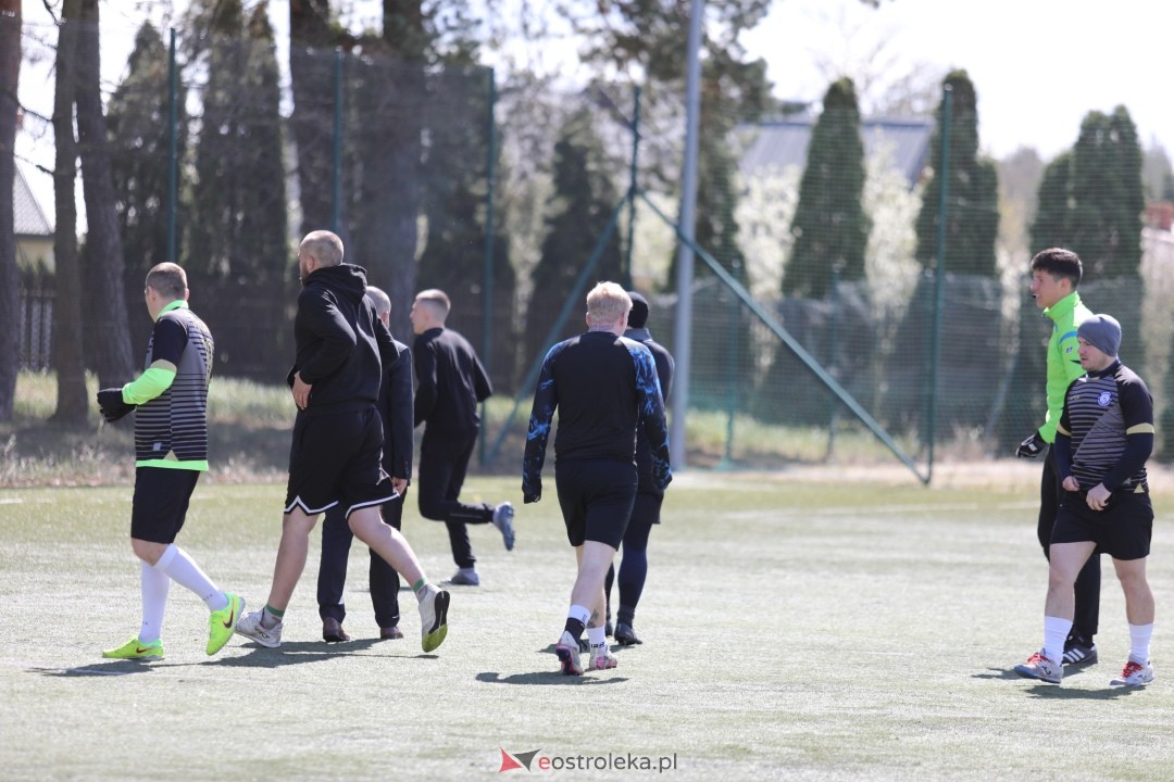 Turniej Piłki Nożnej o Puchar Przechodni Wójta Gminy Olszewo-Borki [26.04.2026] - zdjęcie #46 - eOstroleka.pl