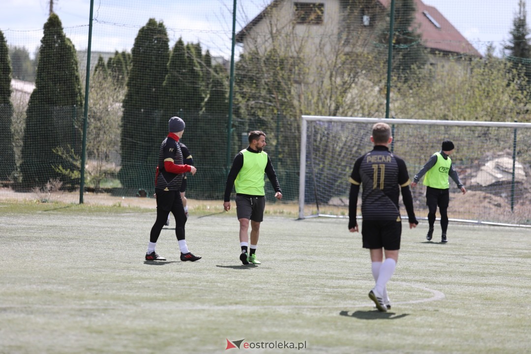 Turniej Piłki Nożnej o Puchar Przechodni Wójta Gminy Olszewo-Borki [26.04.2026] - zdjęcie #16 - eOstroleka.pl