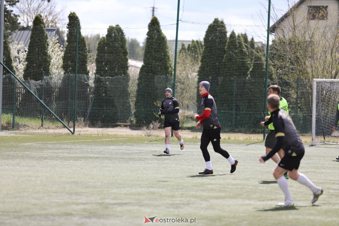 Turniej Piłki Nożnej o Puchar Przechodni Wójta Gminy Olszewo-Borki [26.04.2026] - zdjęcie #15 - eOstroleka.pl