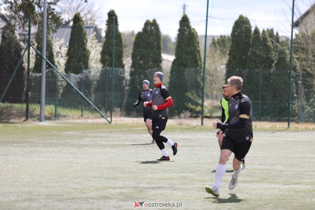 Turniej Piłki Nożnej o Puchar Przechodni Wójta Gminy Olszewo-Borki [26.04.2026] - zdjęcie #14 - eOstroleka.pl