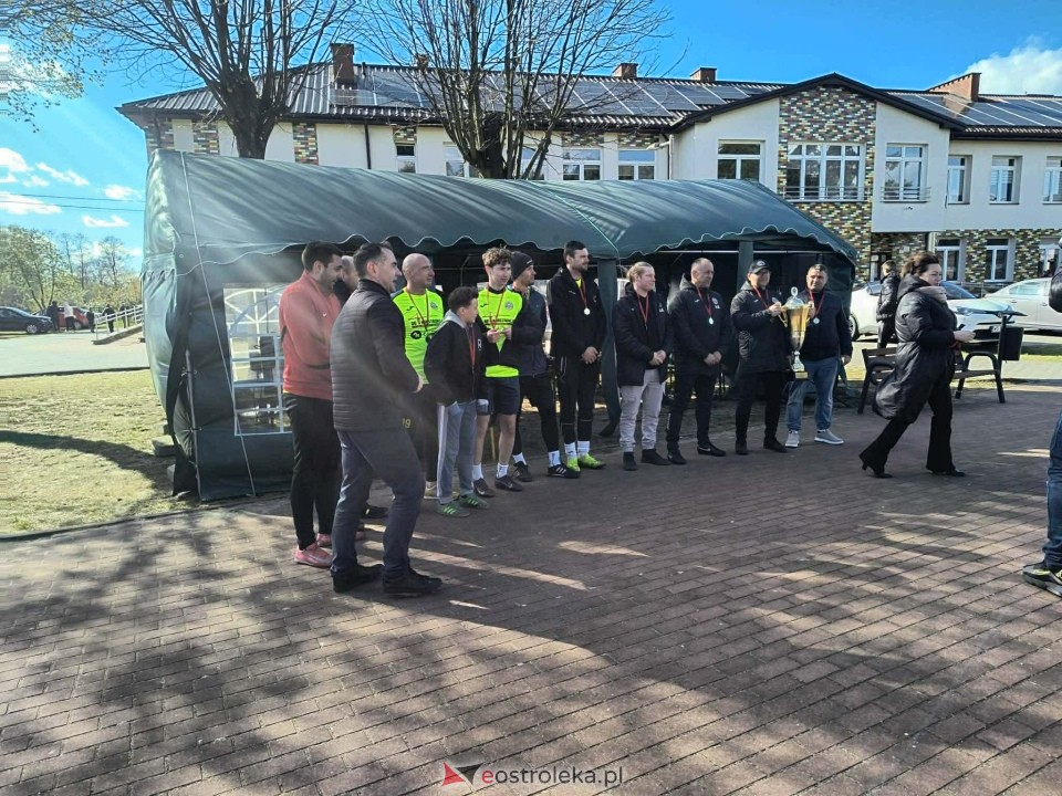 Turniej Piłki Nożnej o Puchar Przechodni Wójta Gminy Olszewo-Borki [26.04.2026] - zdjęcie #12 - eOstroleka.pl